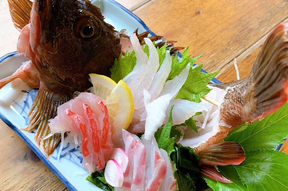 黒潮の恵みを受けた新鮮な食材